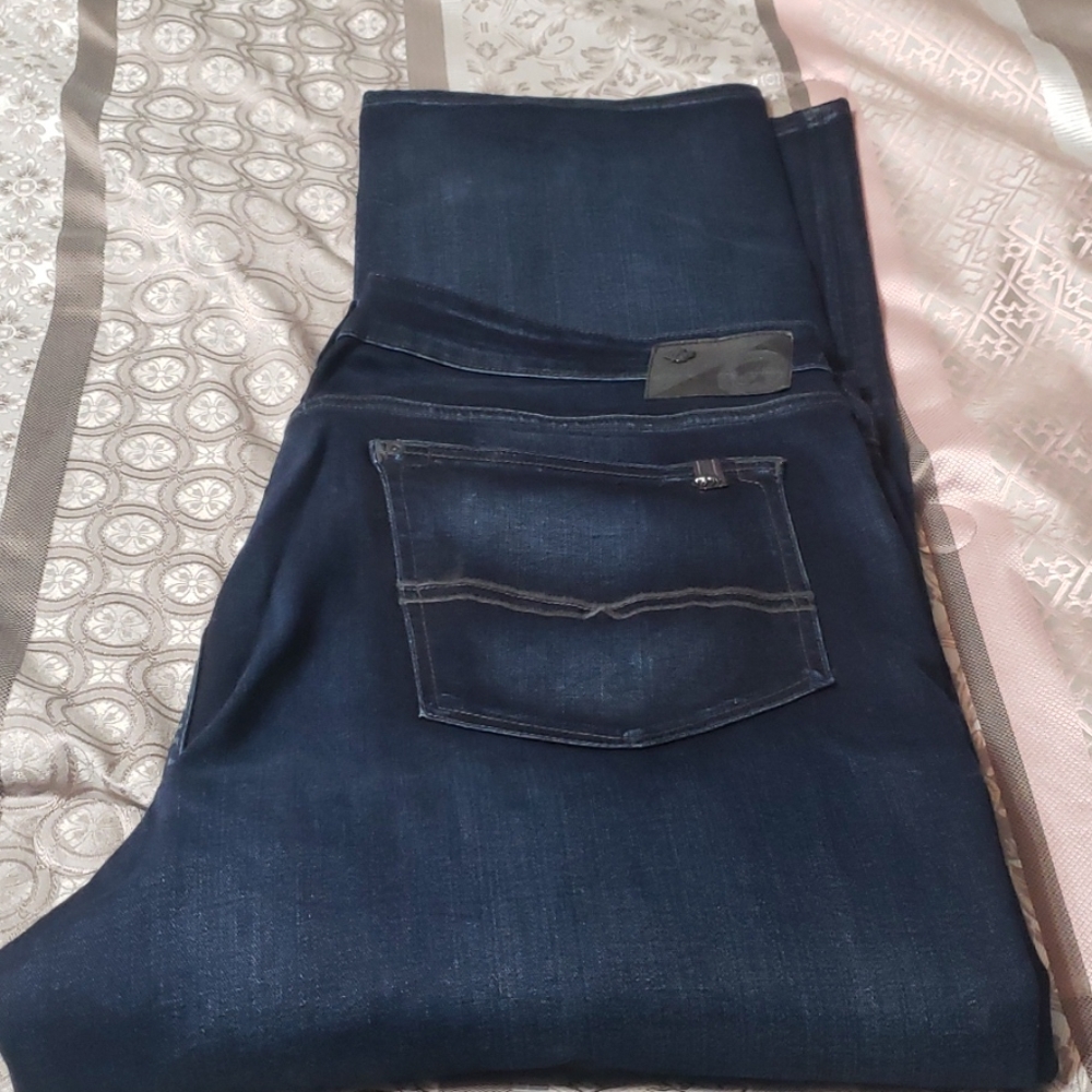 Jeans - Picture 3 of 4